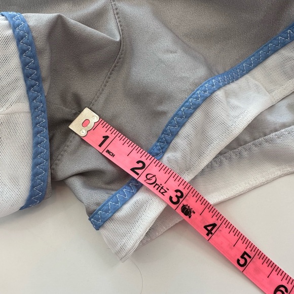 Varsity Spirit Speed Athletic Practice Shorts NWOT Women’s Size Large - Picture 9 of 12